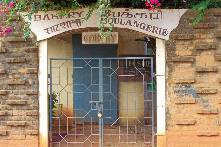 French Food and Cafés in Pondicherry: What to Eat, From Croissants to Creole Curries