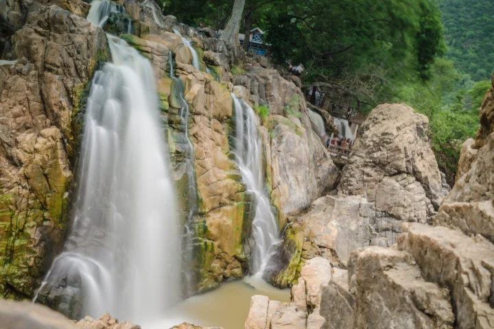 Hogenakkal Falls