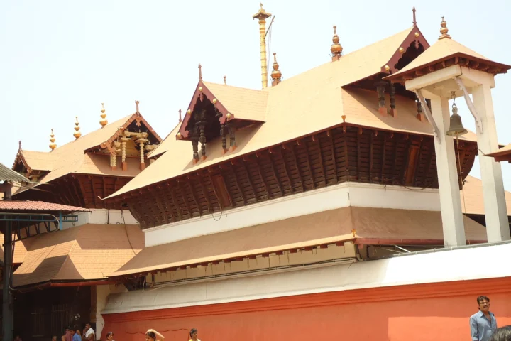 Guruvayur Sri Krishna Temple