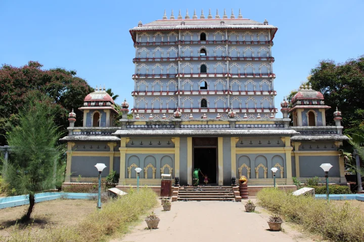 Poompuhar Beach and Silappathikaram Art Gallery