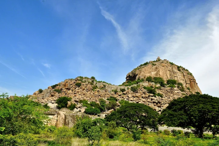 Tamil Nadu Forts & Palaces Tour (7 Days / 6 Nights)